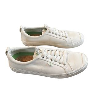 Cariuma OCA Men’s 9 Women’s 10.5 Off White Sneakers Laces Business Casual Low